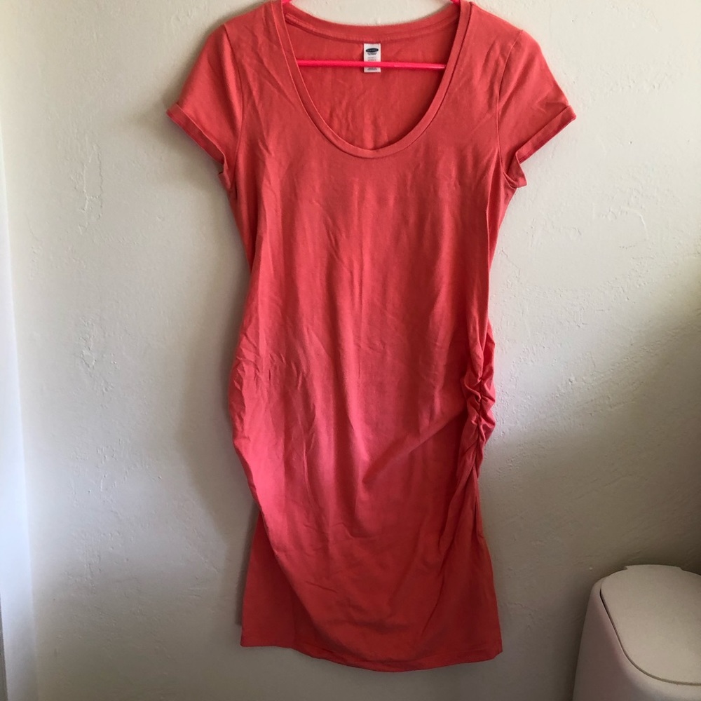 Peachy pink maternity dress